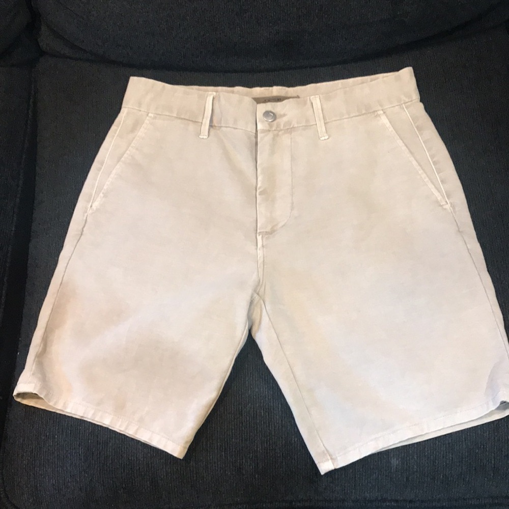 Joe’s Men’s Khaki Tan Distressed Slim Straight Leg Shorts-Size 29